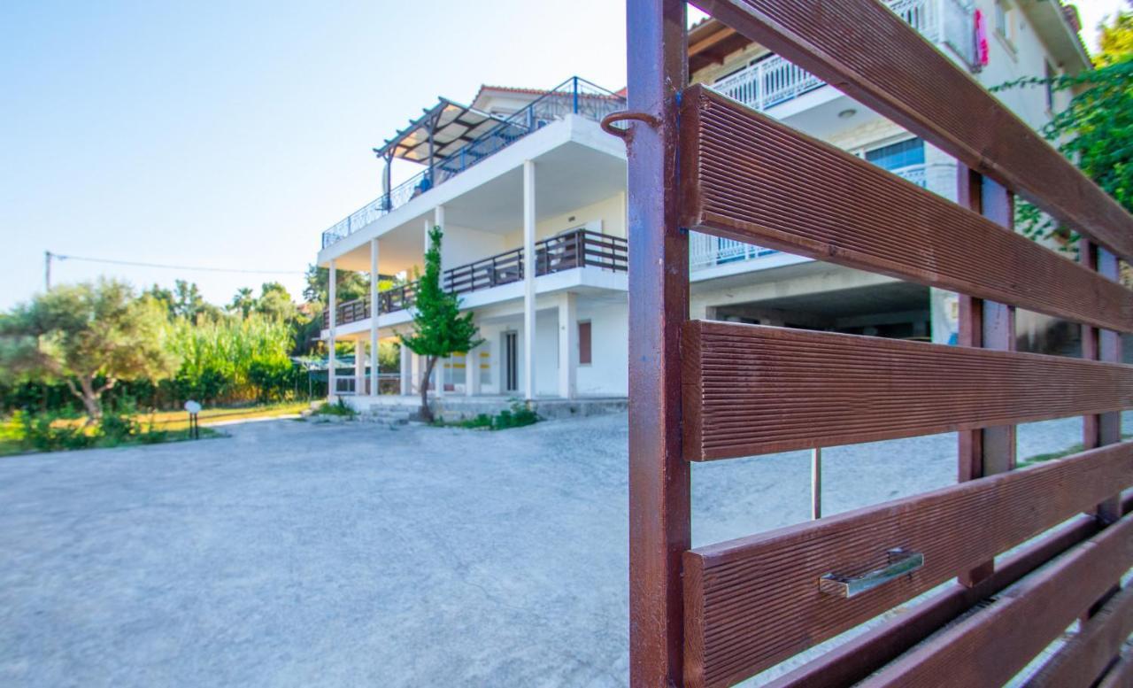 Paradiso Del Mare On The Beach By "Elite" Plános エクステリア 写真