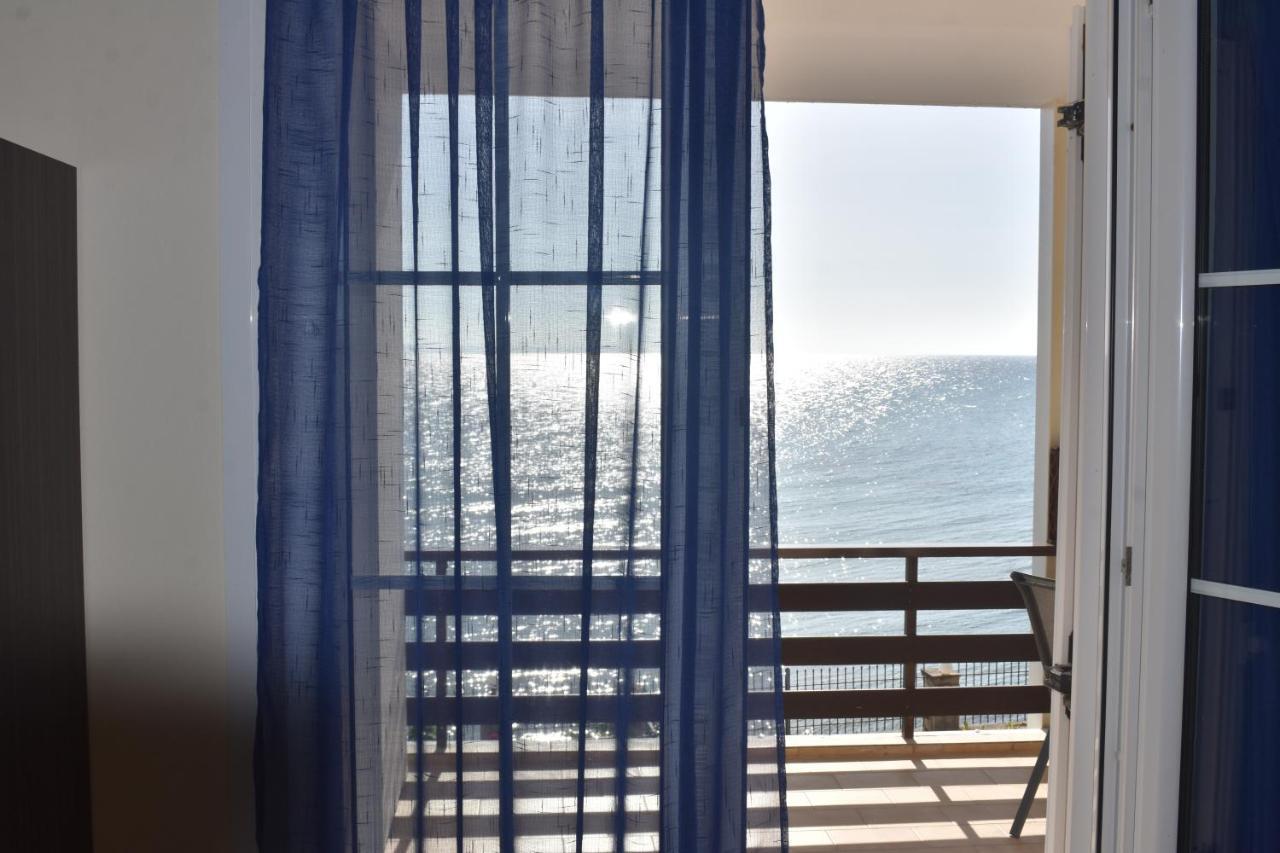 Paradiso Del Mare On The Beach By "Elite" Plános エクステリア 写真